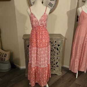 Chic Red and White Patterned Maxi Dress